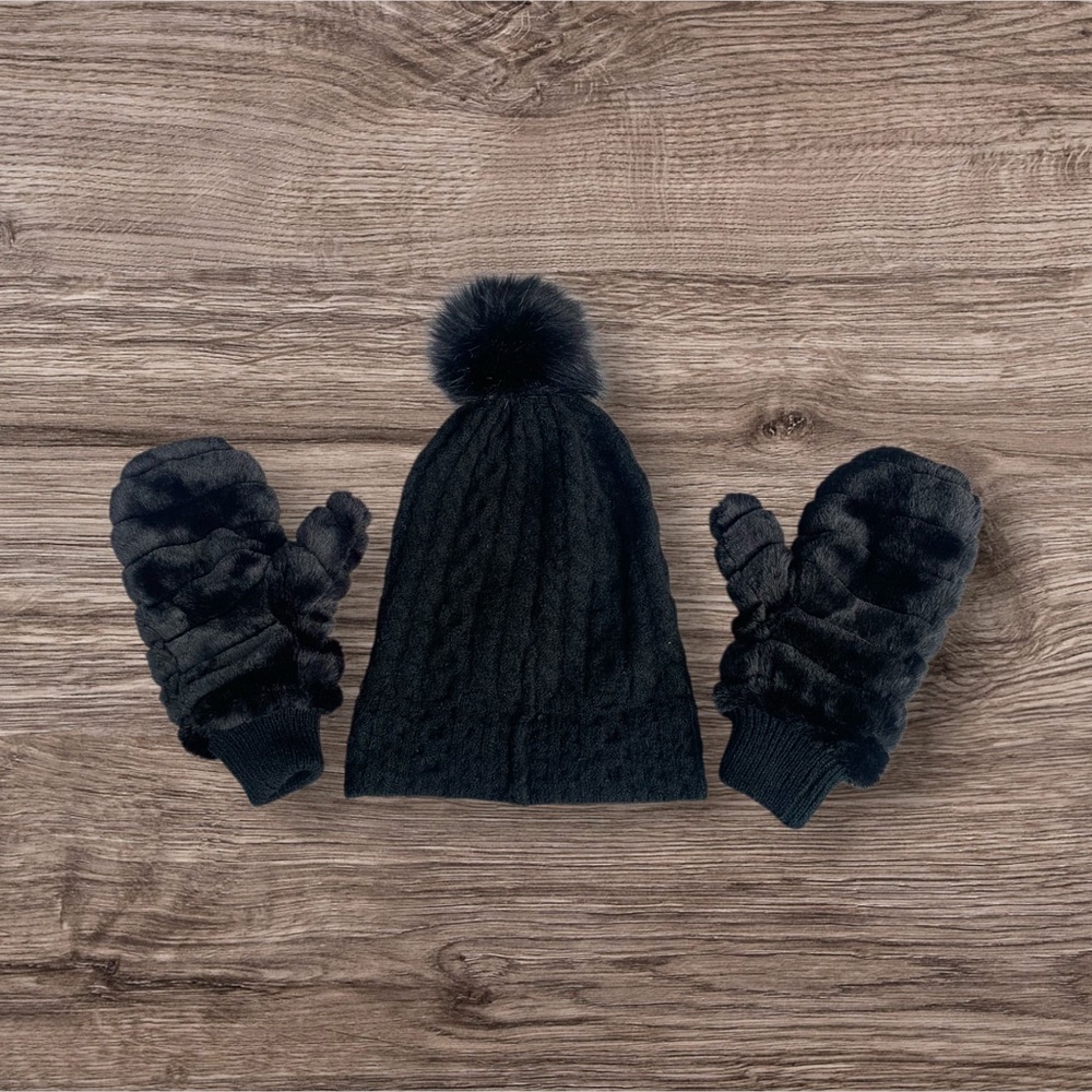 LOFT Black Cable Knit Faux Fur Beanie Hat Matching Faux Fur Mittens Fleece Lined